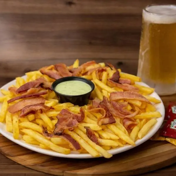 Porção fritas com bacon